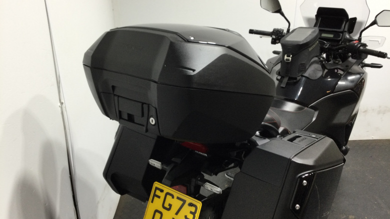 (23MY) Honda NT1100 Manual